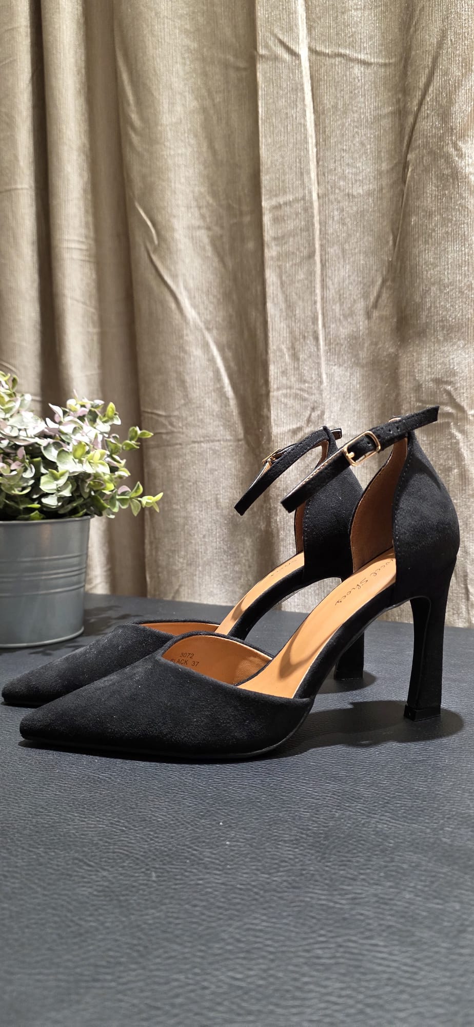 Scarpe camoscio nero