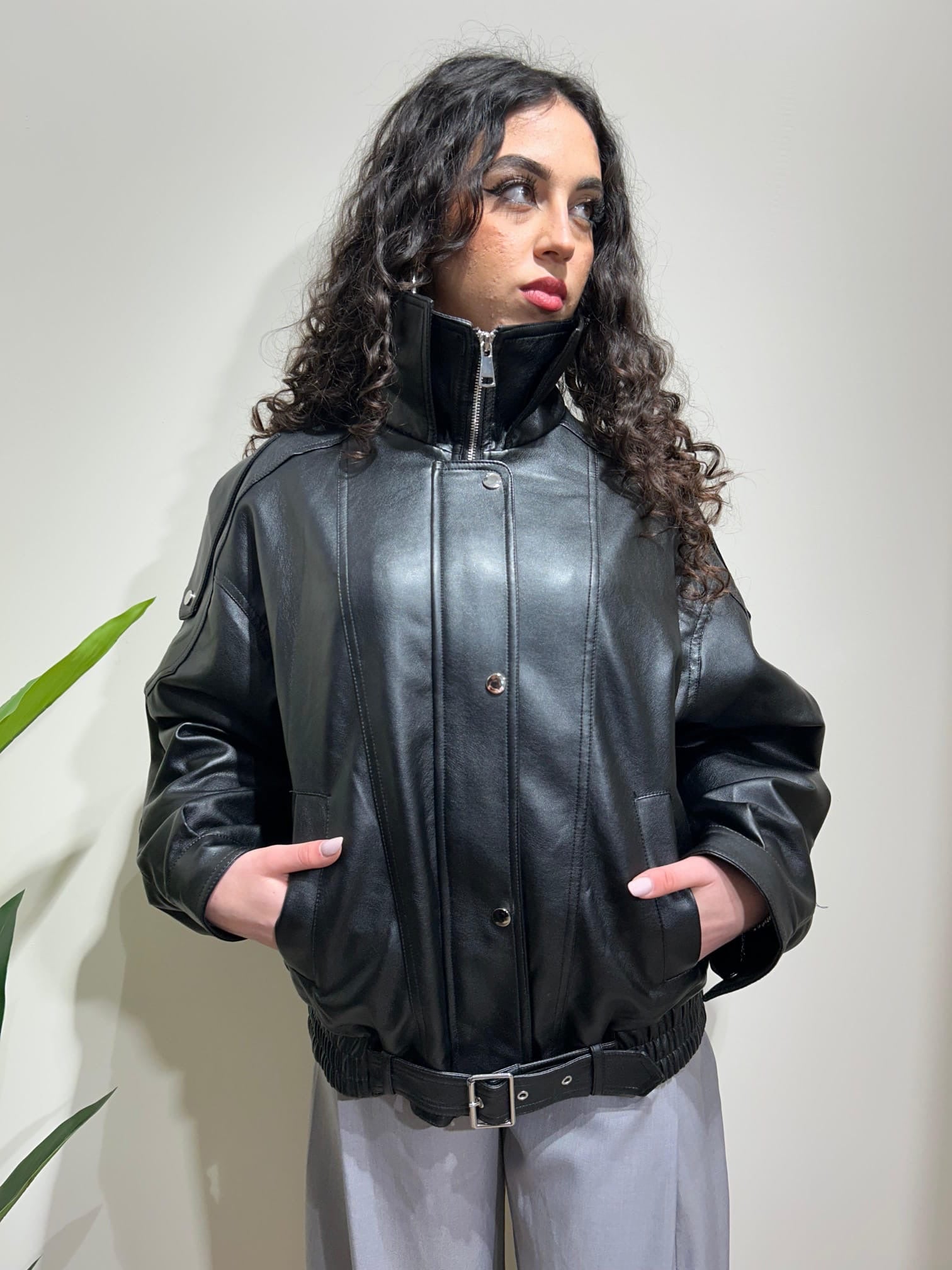 Chiodo over in eco-pelle